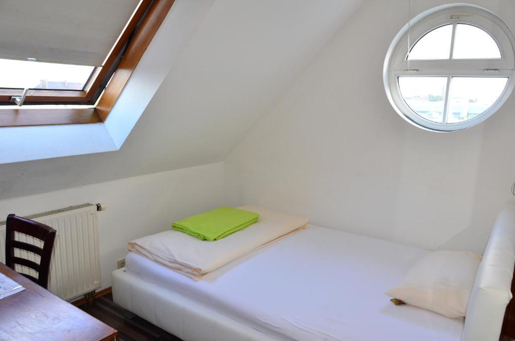 Hotel Mörike Ludwigsburg Rum bild
